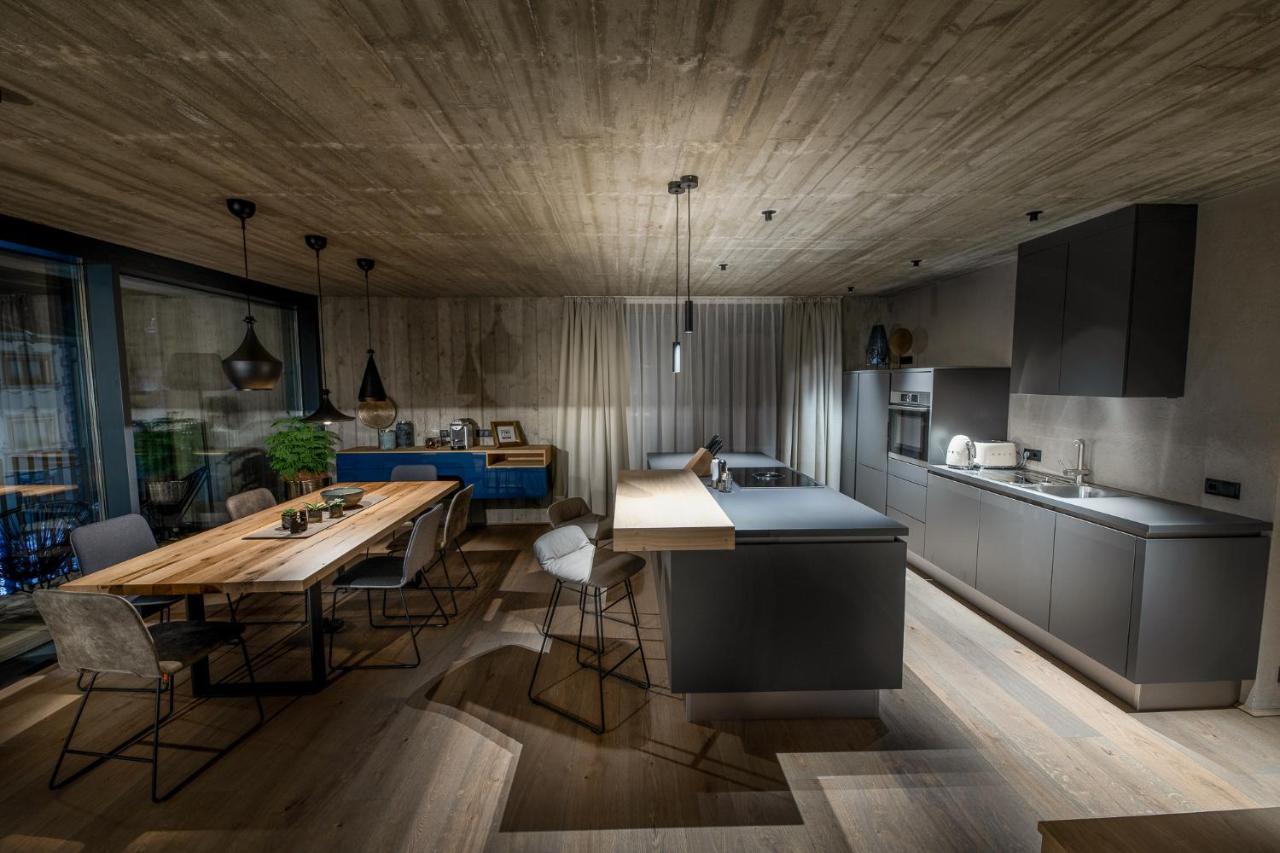 Glanz & Glory Appartements Laengenfeld Екстер'єр фото