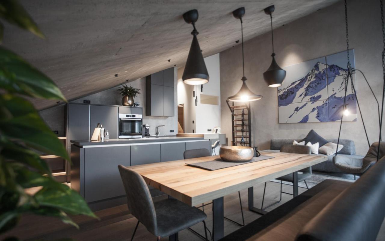 Glanz & Glory Appartements Laengenfeld Екстер'єр фото