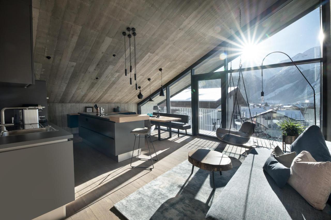 Glanz & Glory Appartements Laengenfeld Екстер'єр фото